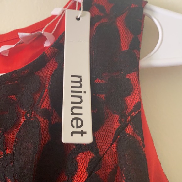 OFFERS WELCOME!! Women's black & red sleeveless Minuet Dress. - Picture 2 of 5